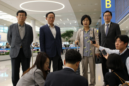 추미애 “미 의회, 北 불신 여전…이달 내 북미정상회담 가능성도”