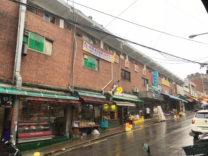 만리시장에 봉제인·디자이너·바이어 협업 '패션공장' 들어선다