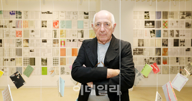 [포토] 디자인 거장 '카럴 마르턴스' 기자간담회
