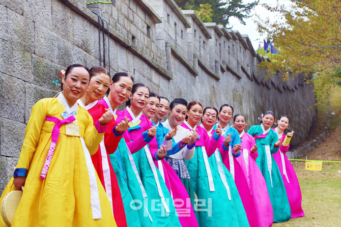 [포토] 동래읍성역사축제 국악공연자들