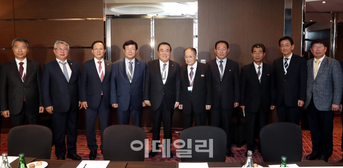 [포토]  IPU 북측대표단과 기념촬영