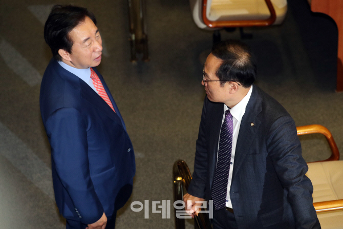 [포토]대화하는 홍영표-김성태