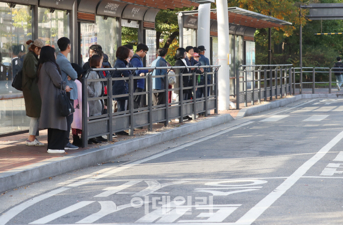 [포토]'택시 파업, 줄 선 시민들'