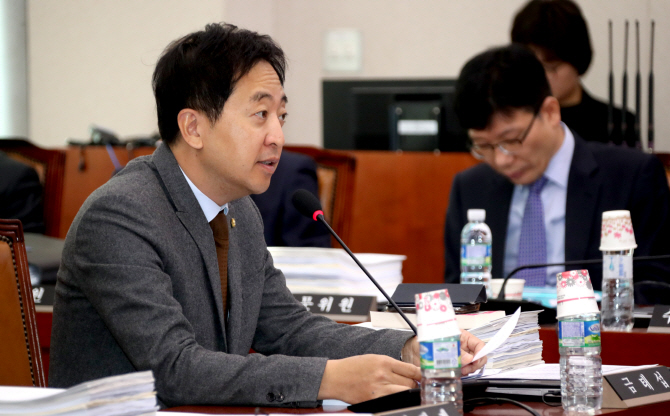 금태섭 “PC방 살인사건 가해자, 심신미약 감형 매우 낮아”