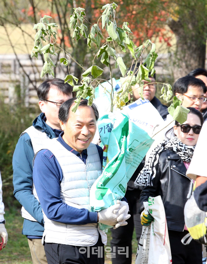 [포토]서울시선관위, '깨끗한 선거와 정치의 숲' 만들기