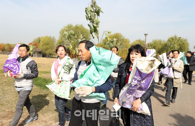 [포토]서울시선관위, 함께 '깨끗한 선거와 정치의 숲' 만들어요!