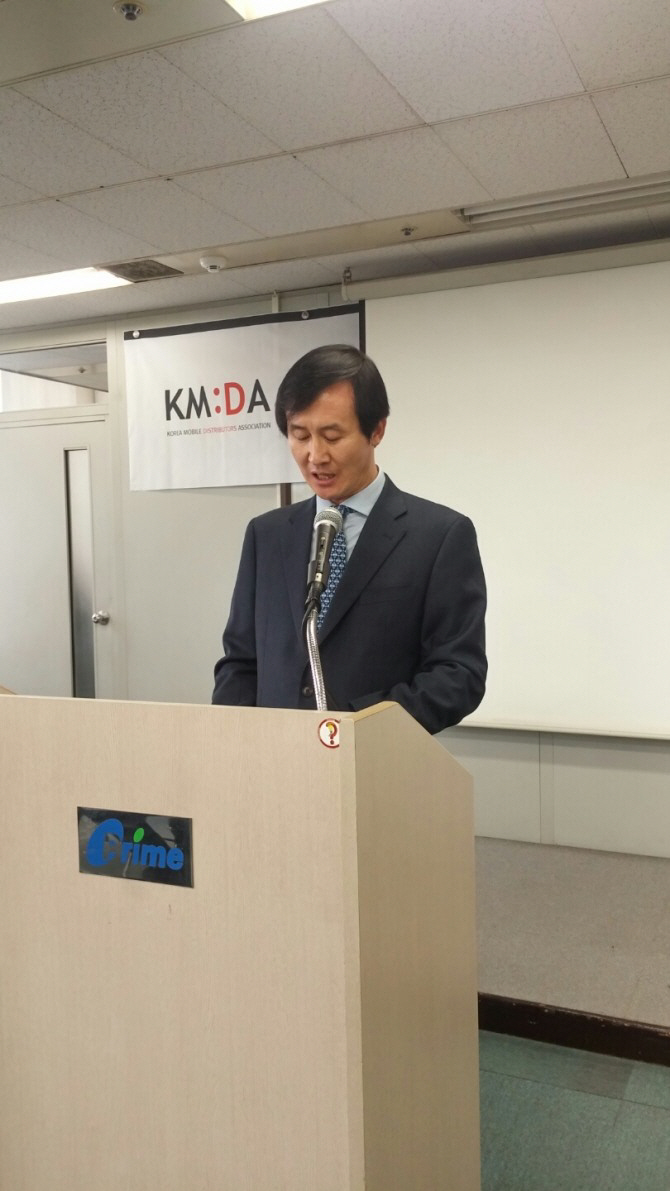 이동통신유통협회 “유통 말살 목적, 완전자급제 반대”..집단행동 시사