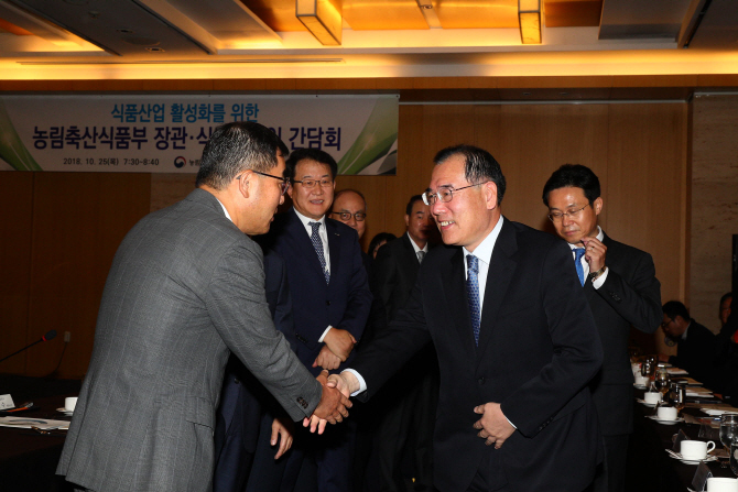 이개호 장관, 식품업계CEO 첫 만남…“국산 농산물 비중 늘려달라”