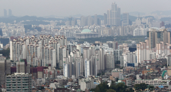 서울 집값 향방은···내달 기준금리 인상이 변수