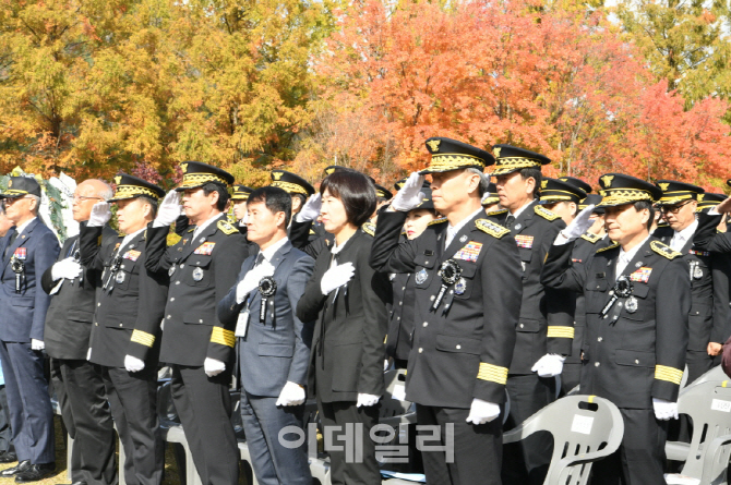 [포토]'순직 소방공무원 추모식'