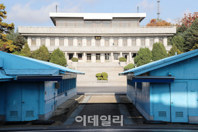 65년만의 첫 'JSA 비무장화'…남·북·유엔사, 공동 검증 완료(종합)