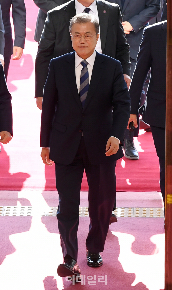 [포토]국회 도착한 文 대통령