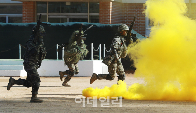 [포토]훈련하는 해병대원들