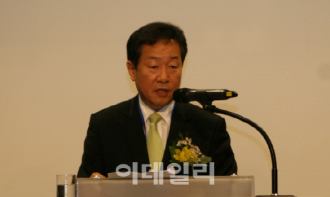 세계은행 이사에 국제금융통 황건일 임명