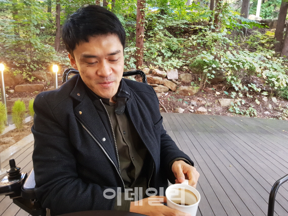 [明변호사]실격당한 이들의 변호사 김원영