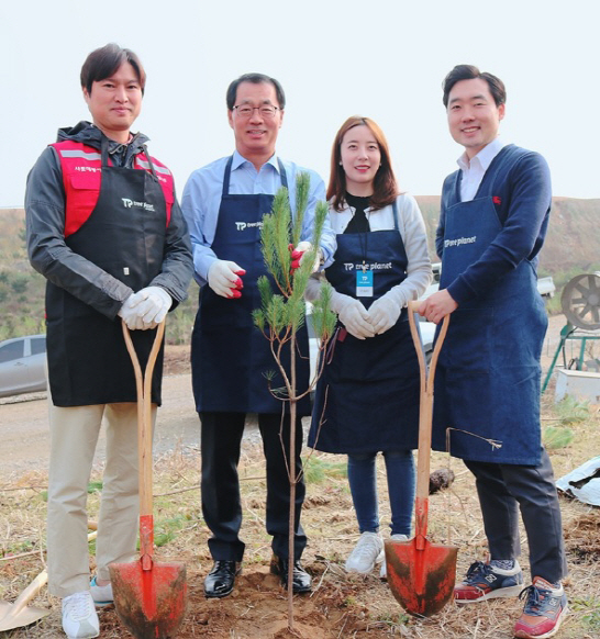 롯데주류 ‘처음처럼 2호 숲’ 식수식 진행