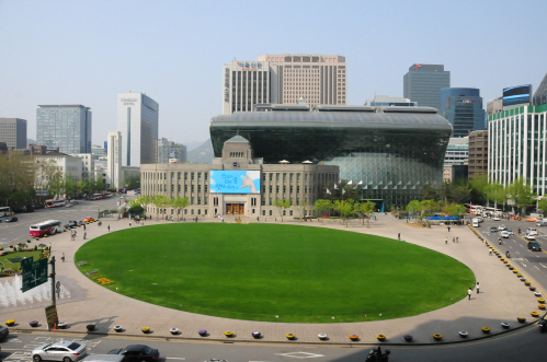 소상공인 수수료 부담 낮춘다…'제로페이' 사업에 28개 금융기관 참여