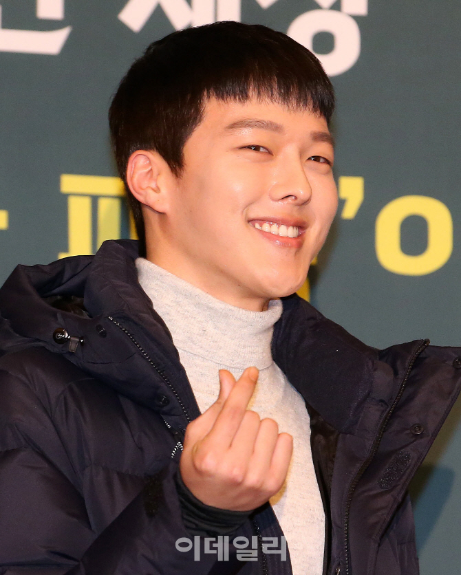 [포토]장기용, '네파, 따뜻한 세상' 함께해요!