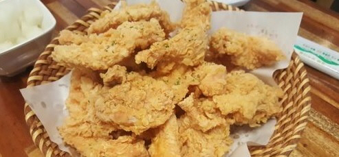 치킨 매출 83%가 ‘프랜차이즈’…빵집·피자·햄버거도 과반 넘어