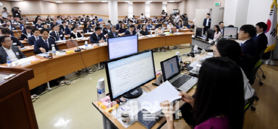 법관회의 '재판거래' 판사들 탄핵 요구할까?…격론 예고