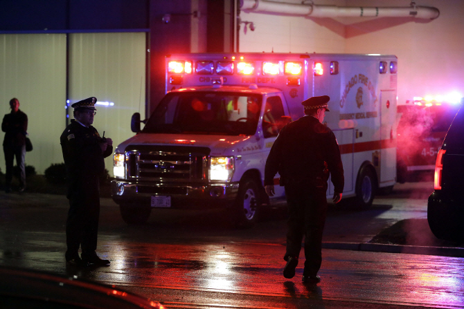 美시카고 병원서 총격, '세 아이 아버지' 경찰 등 4명 사망