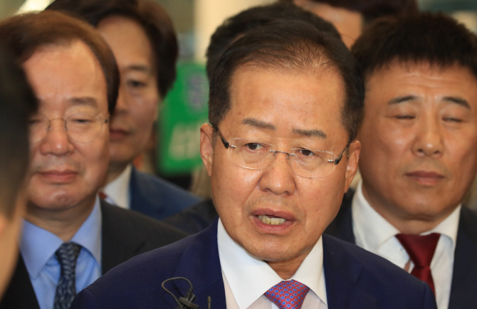 류여해 "홍준표, 민주·정의당의 비웃음을 사모곡으로 오해하나"