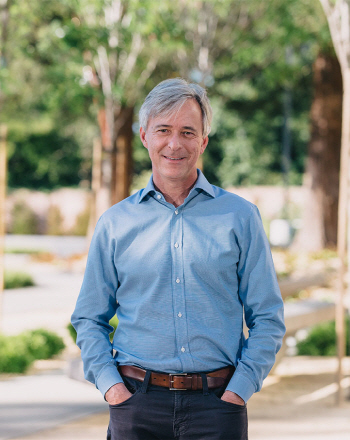 자율주행 상용화한 존 크라프칙 웨이모 CEO, 라스베이거스에 뜬다