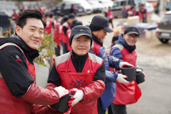 롯데건설 '사랑의 연탄나눔' 봉사활동