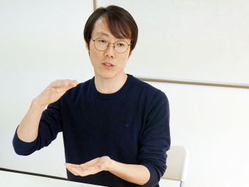 청년정당 우리미래 "기성정당, 선거 때만 청년 이용"