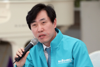 하태경 "보수, 가짜뉴스 홍수서 헤어나지 못하고 있어"