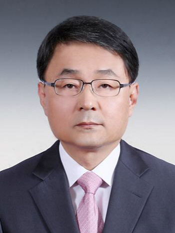 GM서 배우자 “車산업 위기속 혁신 발걸음..新산업 도전 나선 것”