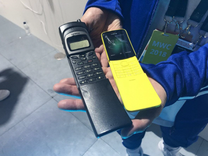 엣지있는 피처폰의 귀환..CJ헬로, 13.9만원 ‘노키아 바나나폰’ 판매