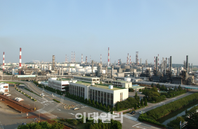 국제유가 급락 우려에 정유업계 "정제마진 반등…문제없다"