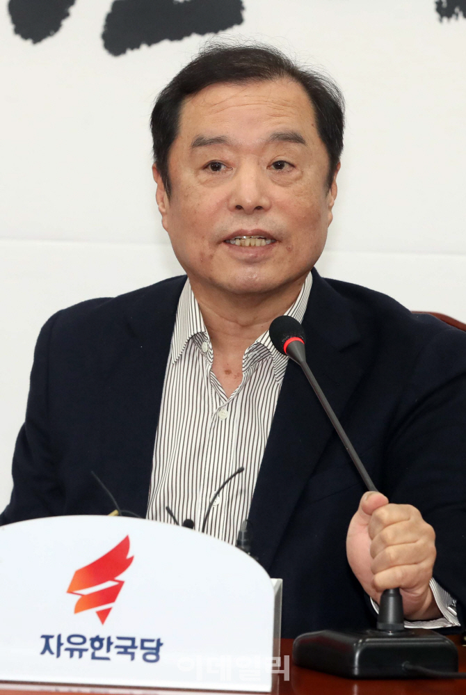 [포토]기자간담회 가진 김병준 위원장