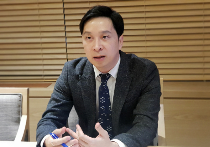 [외국인 애널리스트]③부쑤언토 “탄탄한 베트남, 신흥국 위기 비껴갈 것”