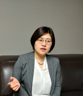 [강제집행 대수술]"사람 몸에 손대는 강제철거는 불법입니다"