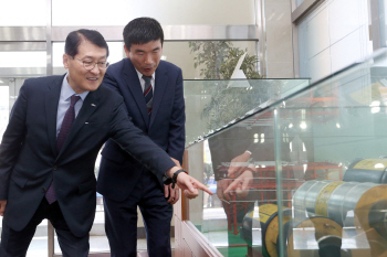 신한銀, 자동차·조선 부품업체 2200억 자금지원