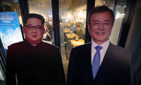 김정은 답방 조짐에도 남북경협株 `시들시들` 왜?