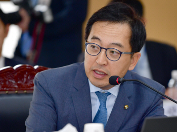 금태섭 "사형폐지하고 가석방 없는 종신형 도입해야"
