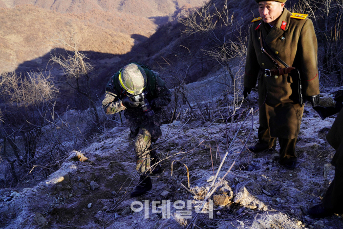 [포토]완전파괴된 북측 GP 검증