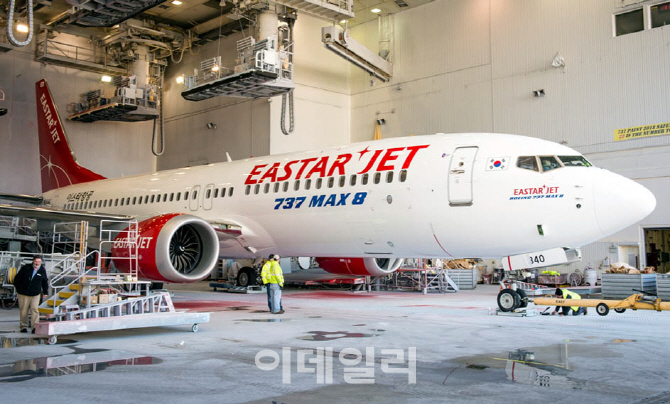 [포토] 이스타항공에 인계되는 보잉 B737-MAX 8