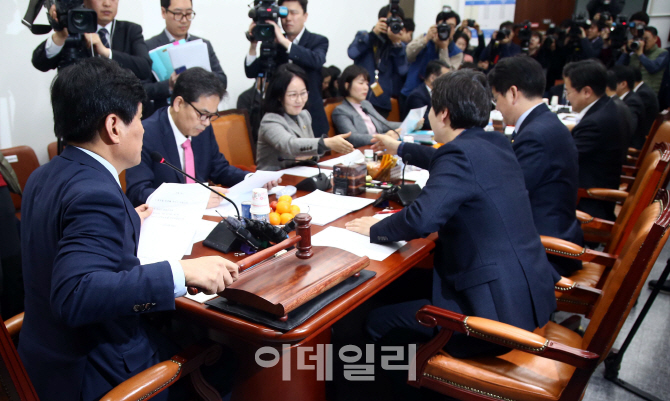 [포토]국회 교육위 법안심사소위 '유치원3법' 심의