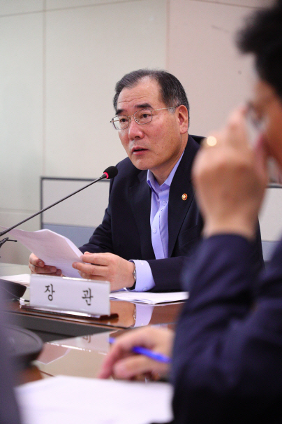 이개호 “강릉 펜션 사고 가슴아파…농어촌민박제 뜯어고칠 것”