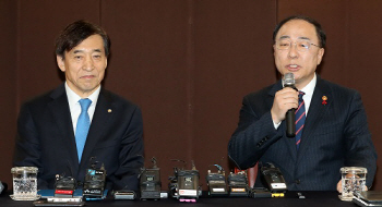 경기 침체, 바닥일까 시작일까…투자·소비심리 개선여부 관심