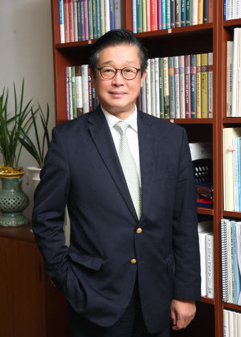 기업간 상생…규제 아닌 인센티브로 풀자