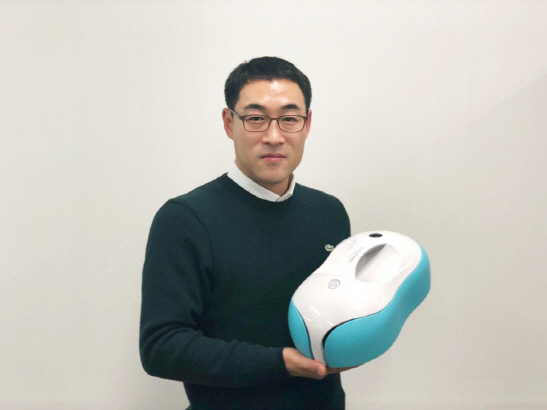 정우철 에브리봇 대표 "바퀴 없는 로봇청소기로 혁신성장"