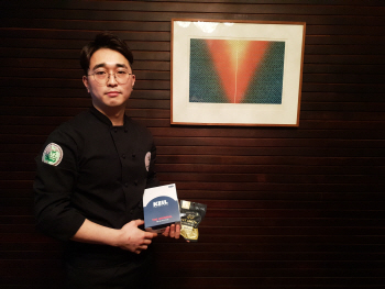 '곤충=못 먹는 것' 선입견 버리면 훌륭한 '미래 식량'이죠"