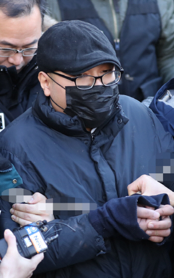 임세원 교수 살해범 "내 머리에 소형 폭탄"