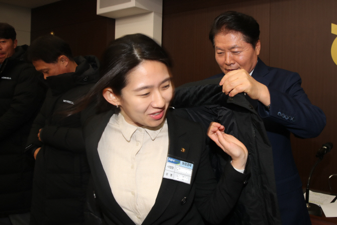 김병원 농협 회장, 전국 공판장 경매사 격려…농·축산물 제값받기 강조