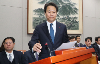  靑비서실장의 무거운 짐 벗는 임종석, 더 큰 꿈 그린다